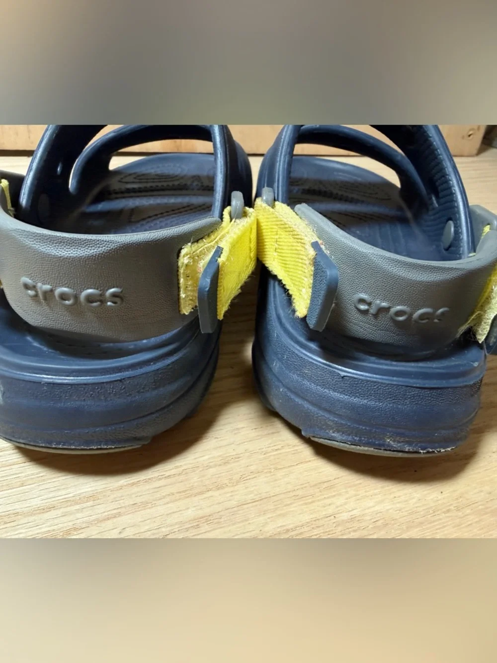 Crocs Classic All Terrain Sandals J2 Navy Gray Yellow